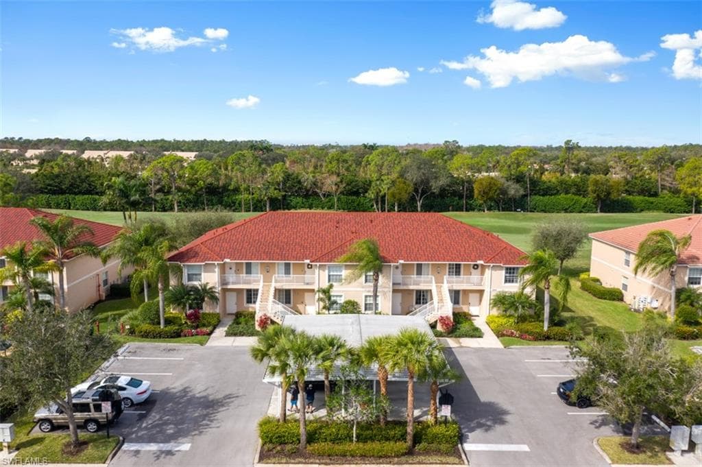2865 Cypress Trace CIR 7-202 NAPLES, FL 34119