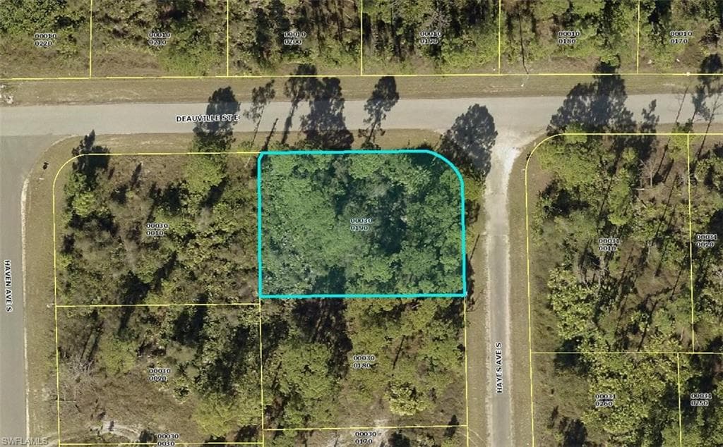 1128 Hayes AVE S LEHIGH ACRES, FL 33974