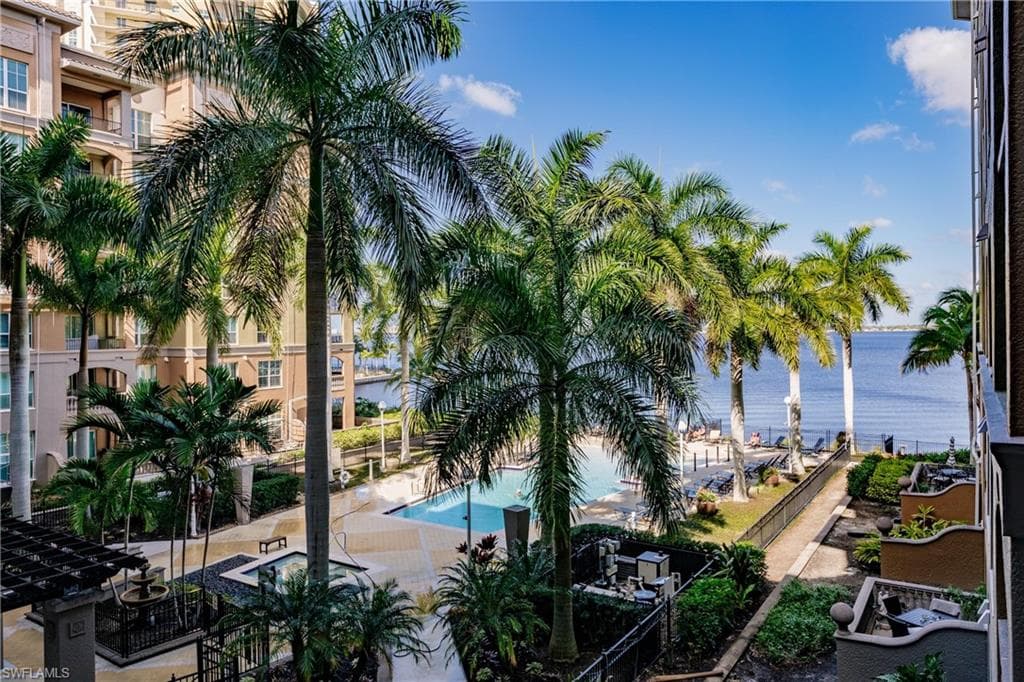2825 Palm Beach BLVD 313 FORT MYERS, FL 33916