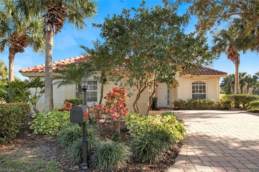 4611 Gleneagles Links CT ESTERO, FL 33928