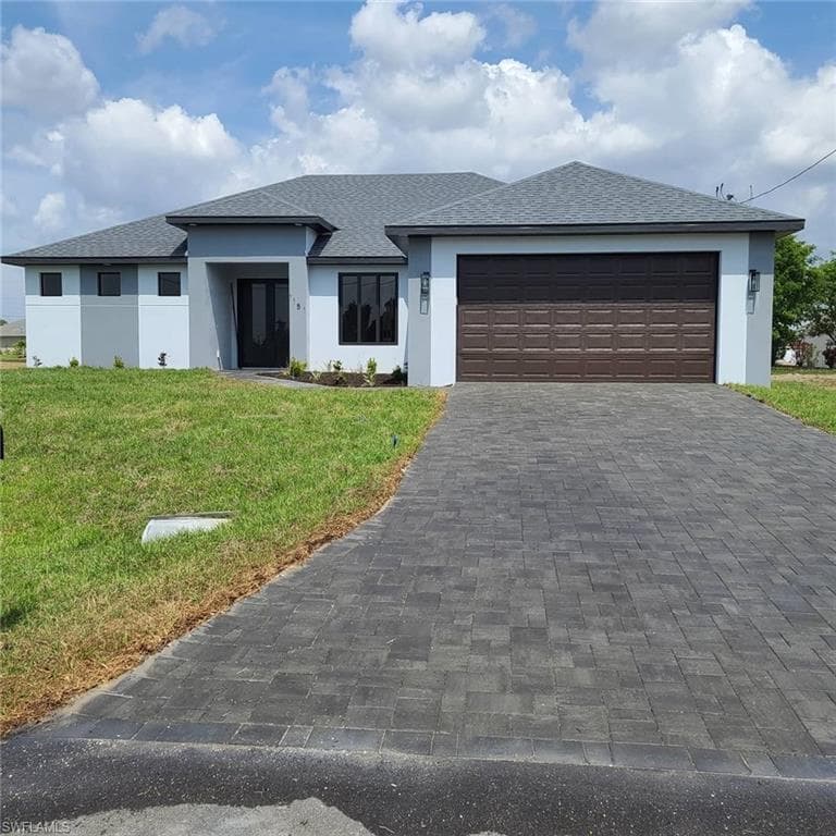 3105 NE Juanita PL CAPE CORAL, FL 33909