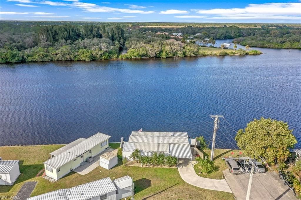 2012 S. Olga DR 1 FORT MYERS, FL 33905
