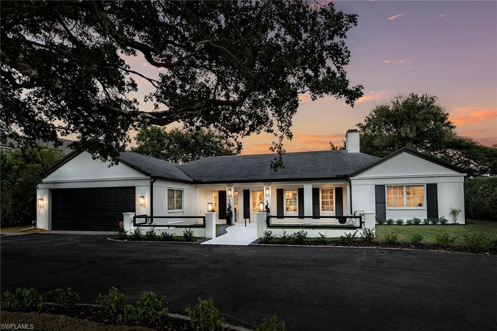 2728 Crayton RD NAPLES, FL 34103