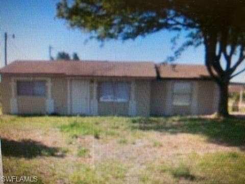 3713 7th ST W LEHIGH ACRES, FL 33971