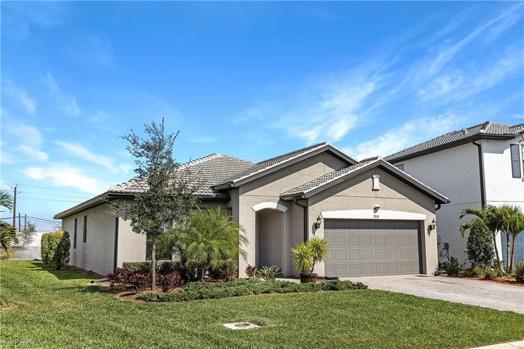 9214 Bexley DR FORT MYERS, FL 33967
