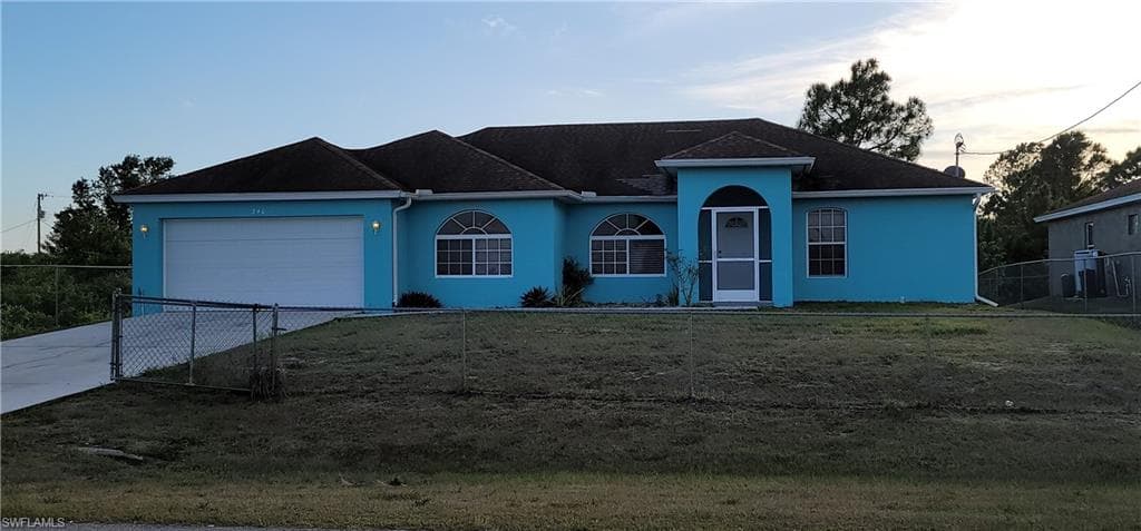 340 Pyramid AVE LEHIGH ACRES, FL 33974