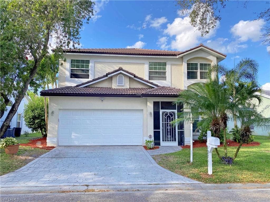 12711 Eagle Pointe CIR FORT MYERS, FL 33913