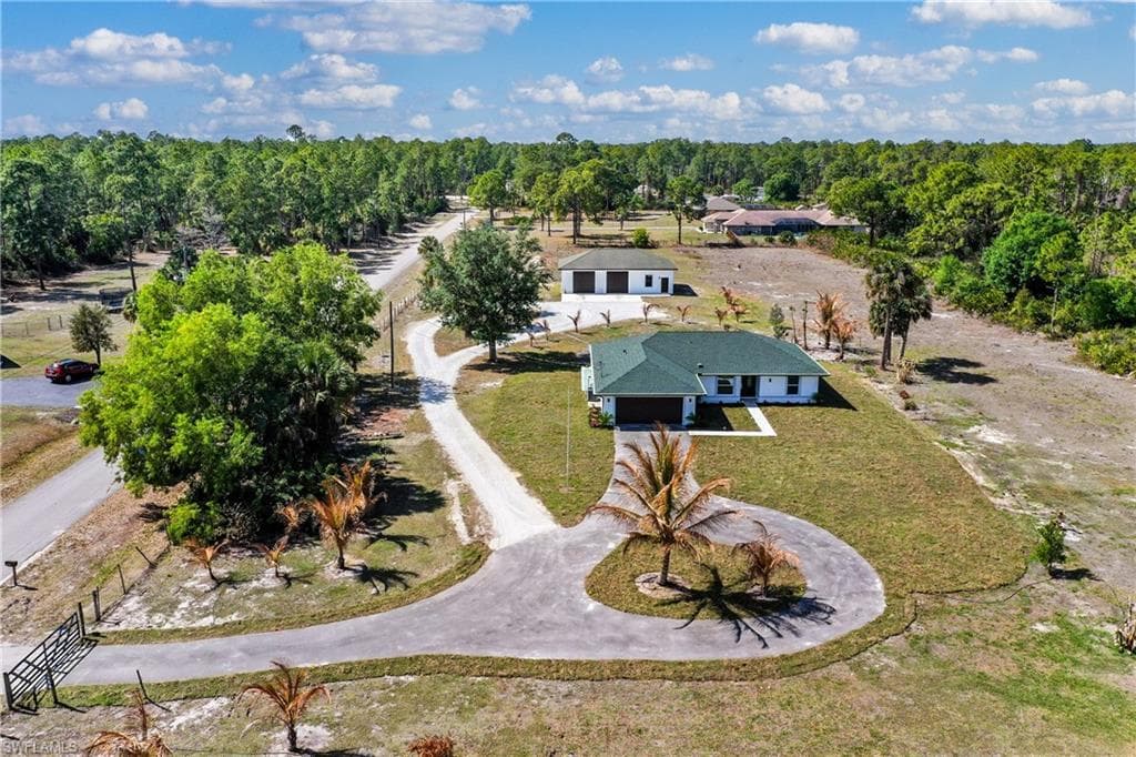 1511 22nd AVE NE NAPLES, FL 34120