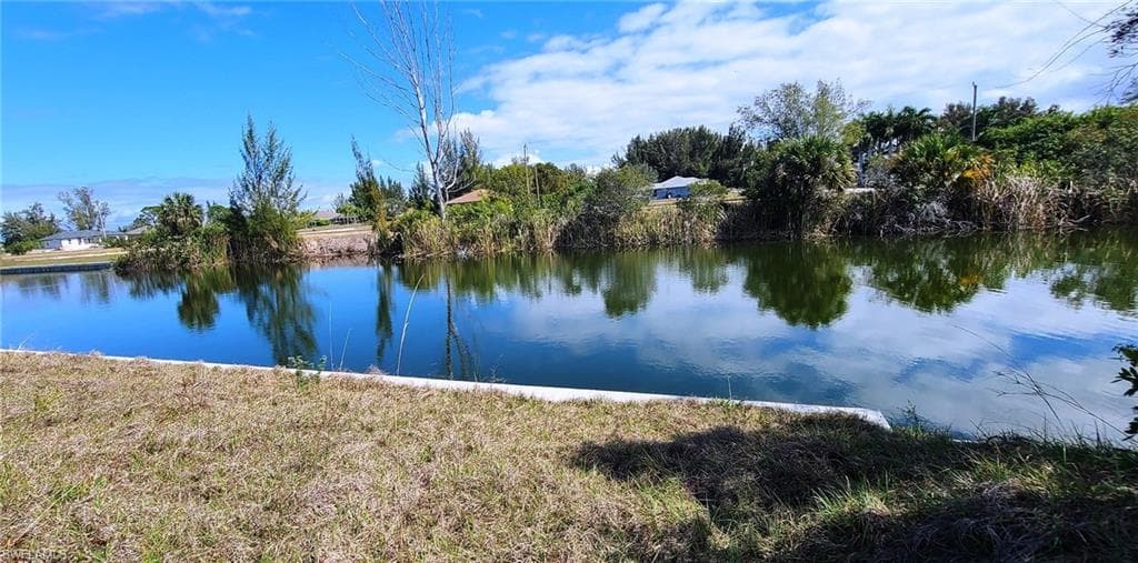 1005 NW 31st PL CAPE CORAL, FL 33993