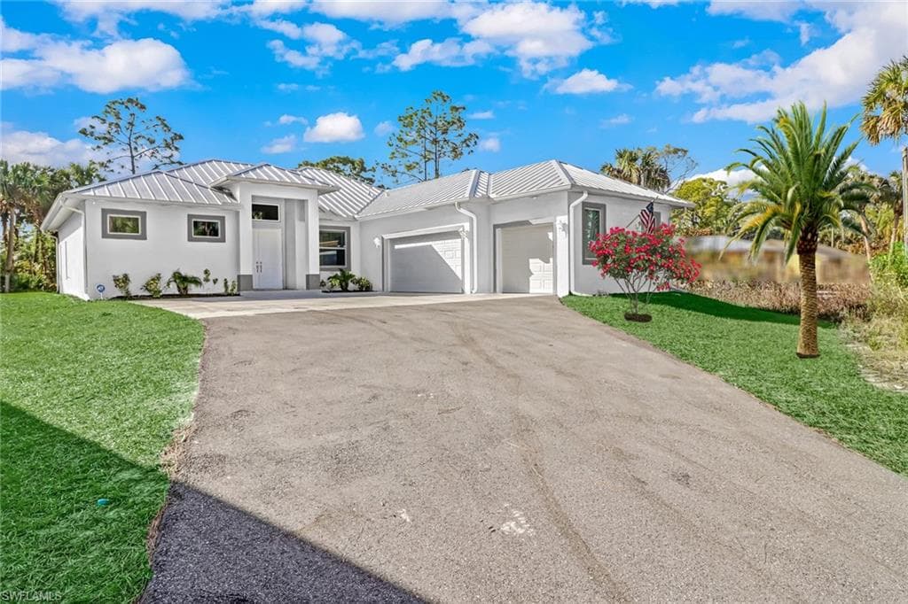 361 Wilson BLVD N NAPLES, FL 34120