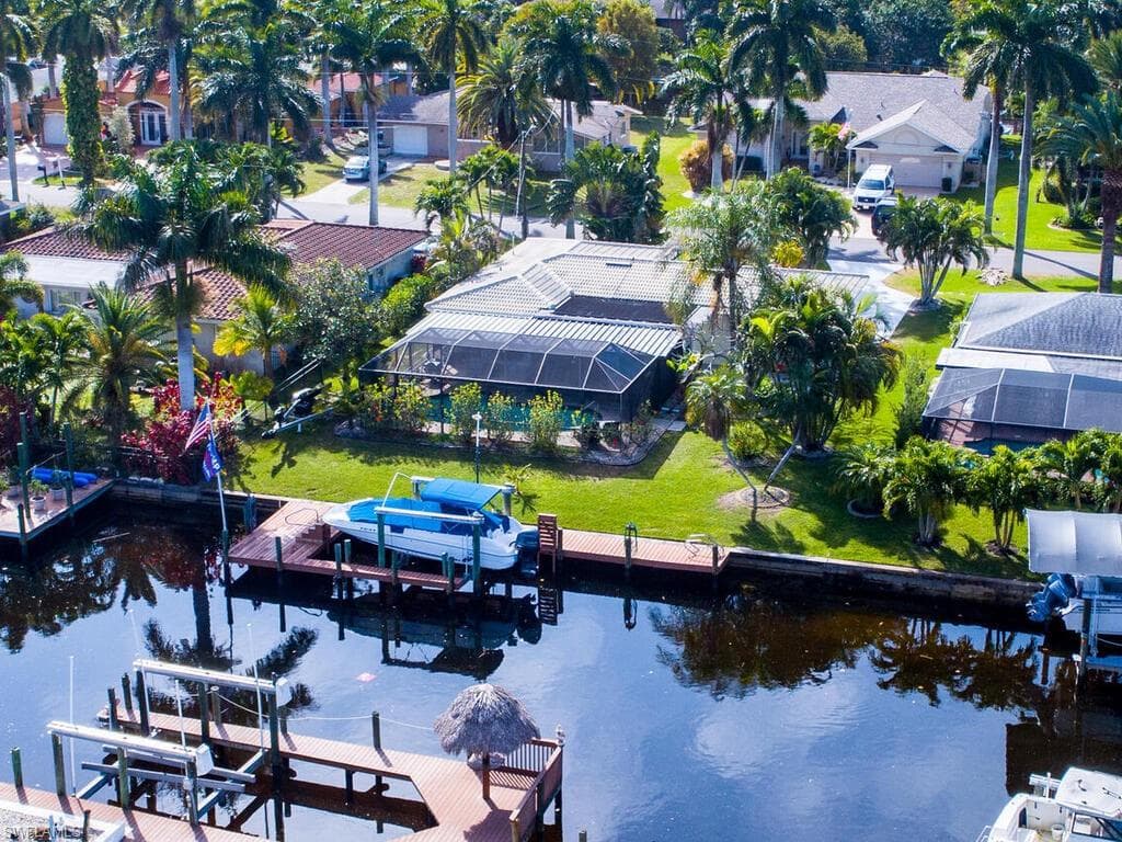 163 SW 51st TER CAPE CORAL, FL 33914
