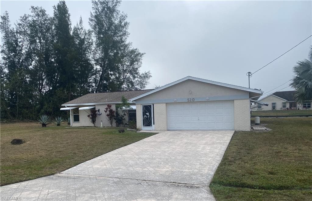 520 SW 8th TER CAPE CORAL, FL 33991