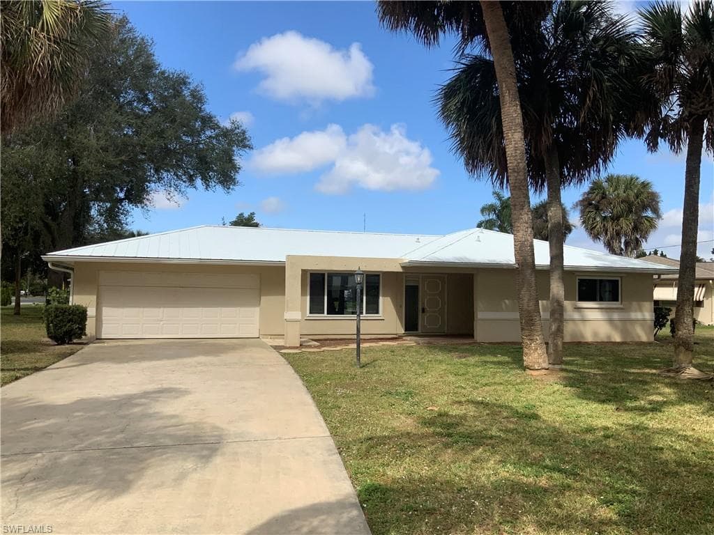 4335 Saint Clair AVE W NORTH FORT MYERS, FL 33903