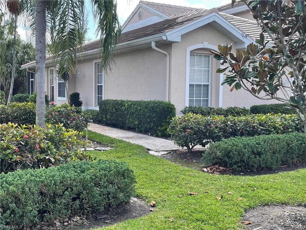 7830 Sandpine CT 2201 NAPLES, FL 34104