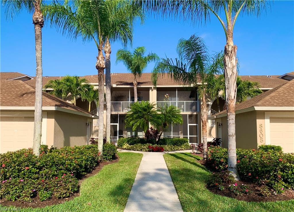 8605 Naples Heritage DR 2-215 NAPLES, FL 34112