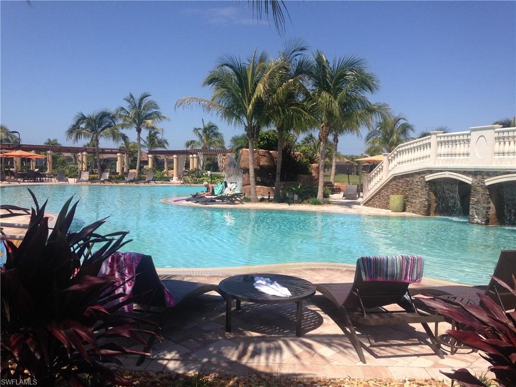 9731 Acqua CT 534 NAPLES, FL 34113