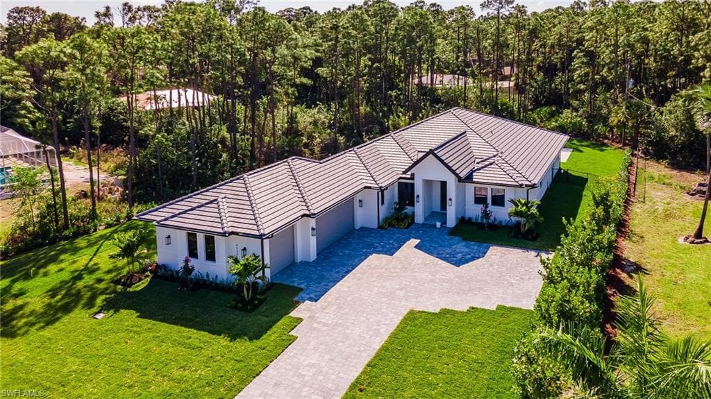 9530 Strike LN BONITA SPRINGS, FL 34135