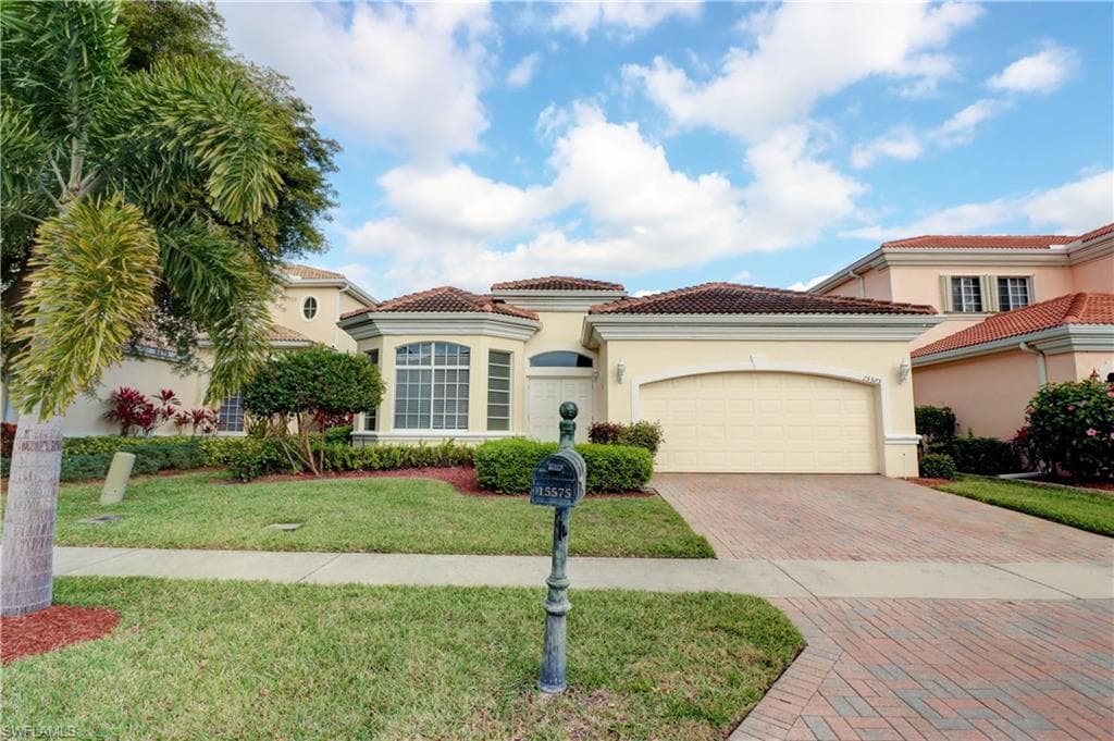 15575 Alton DR FORT MYERS, FL 33908