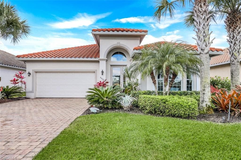 9463 Quarry DR NAPLES, FL 34120