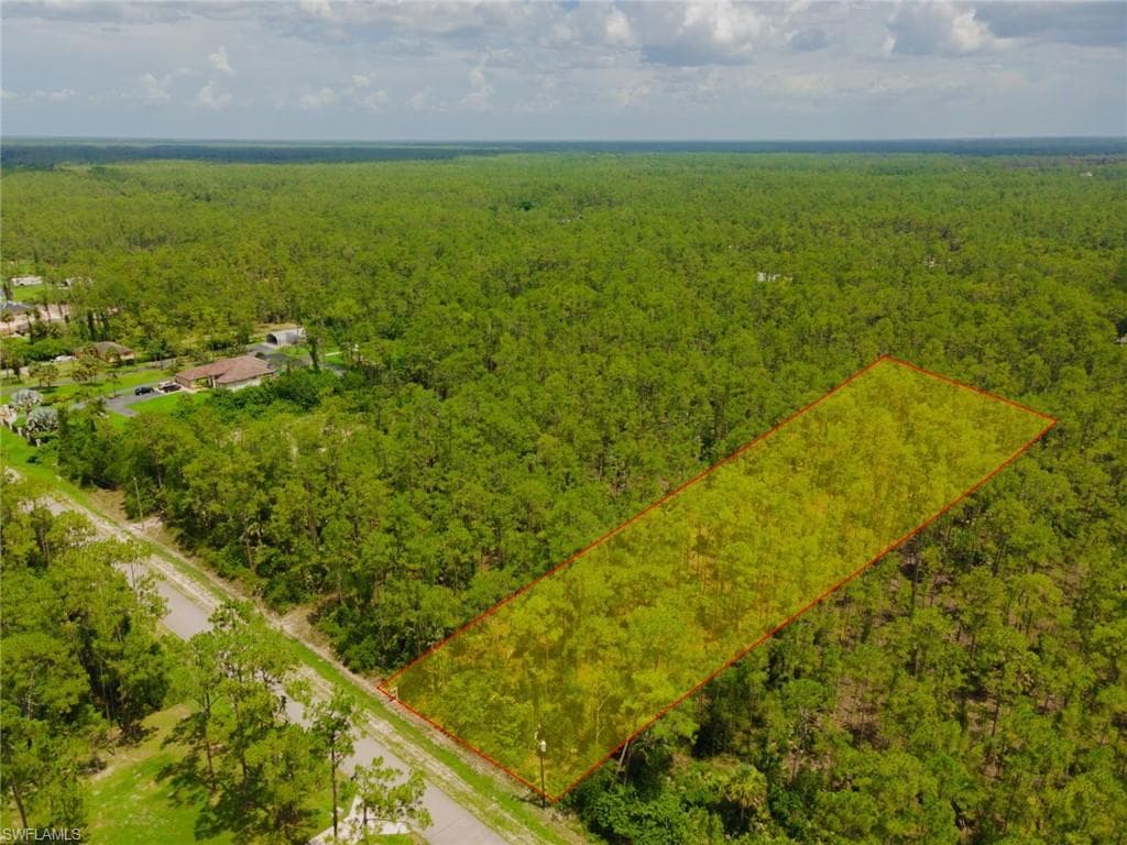 4th AVE SE NAPLES, FL 34117