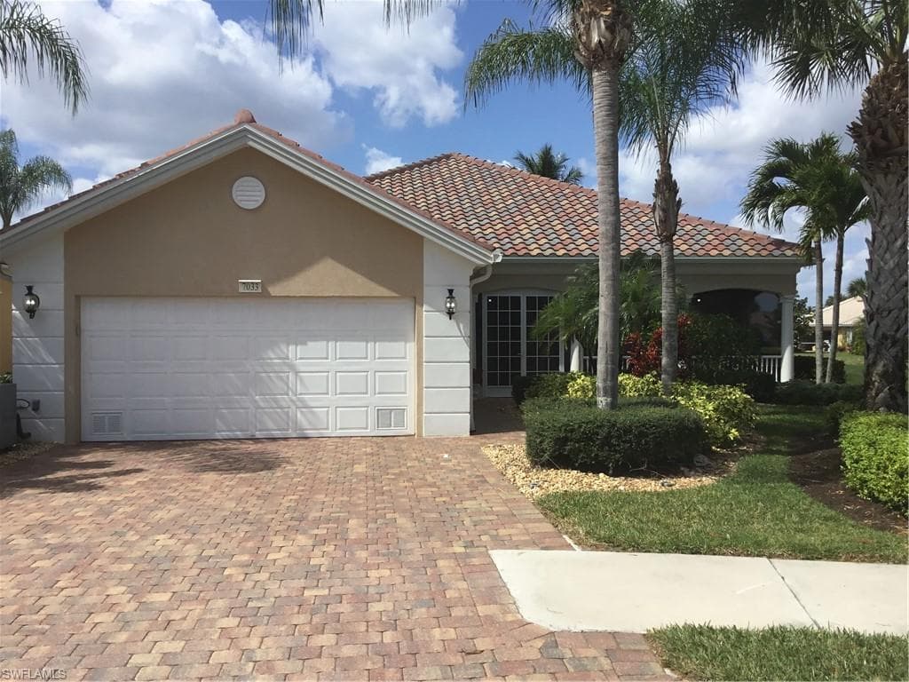 7033 Leopardi CT NAPLES, FL 34114