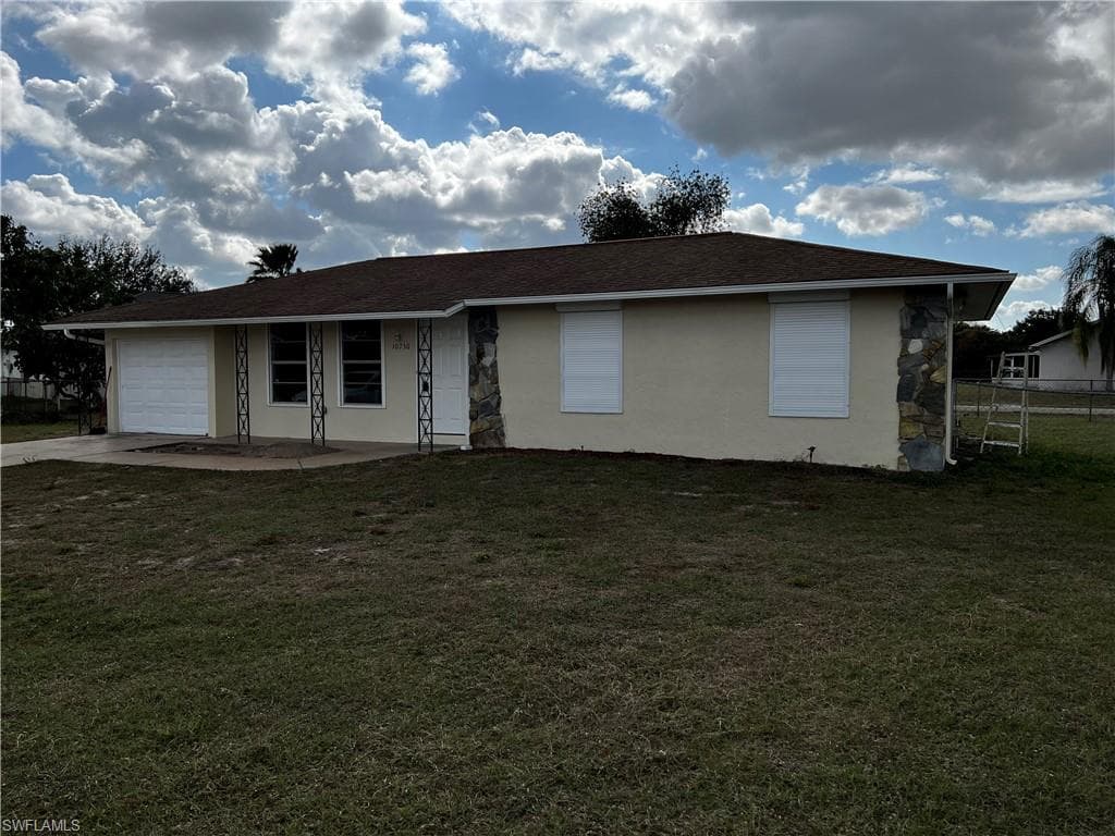 10750 Lemontree CT LEHIGH ACRES, FL 33936