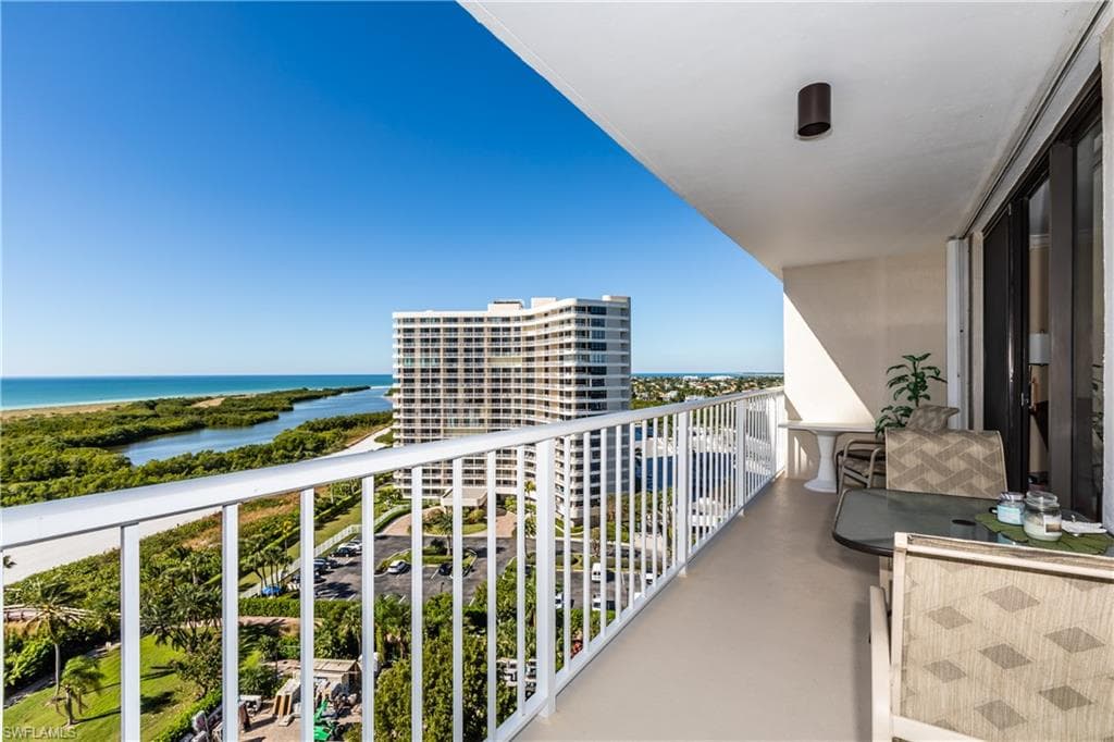 320 Seaview CT 1402 MARCO ISLAND, FL 34145