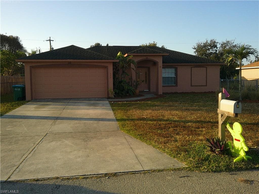 424 SE 19th LN CAPE CORAL, FL 33990