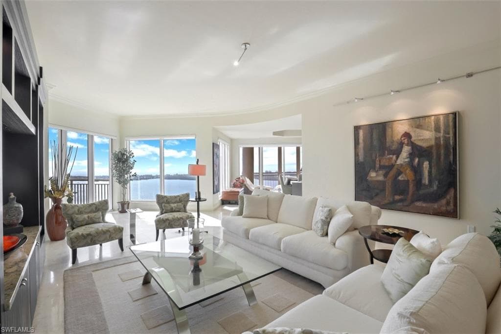 4931 Bonita Bay BLVD 2402 BONITA SPRINGS, FL 34134