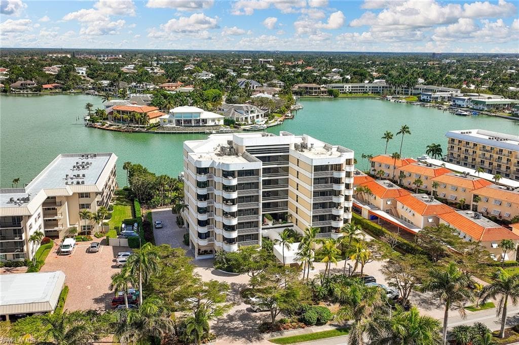3100 Gulf Shore BLVD N 201 NAPLES, FL 34103