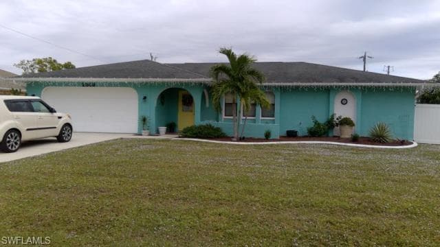 2543 SW 4th PL CAPE CORAL, FL 33914