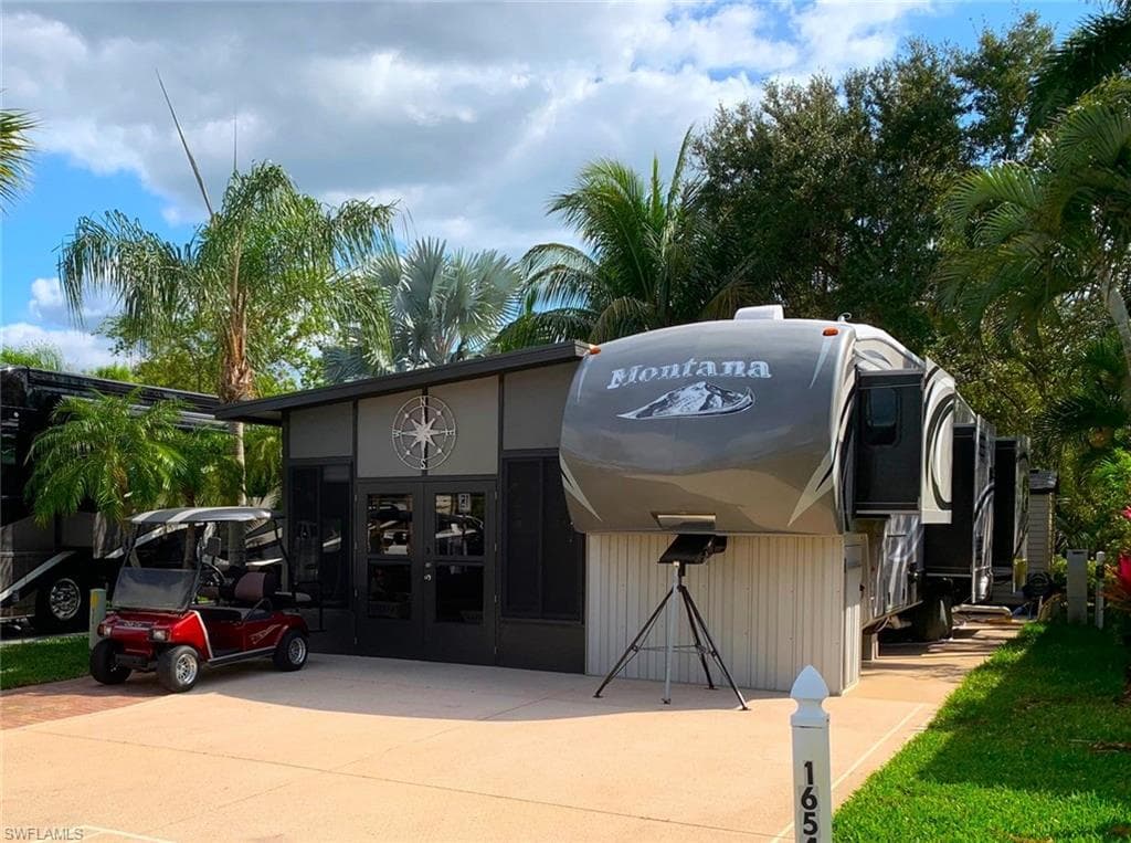 1654 Diamond Lake CIR NAPLES, FL 34114