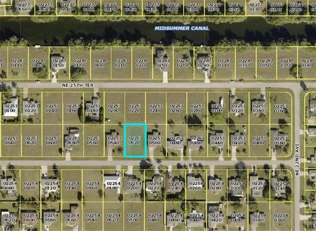 2103 NE 25th ST CAPE CORAL, FL 33909