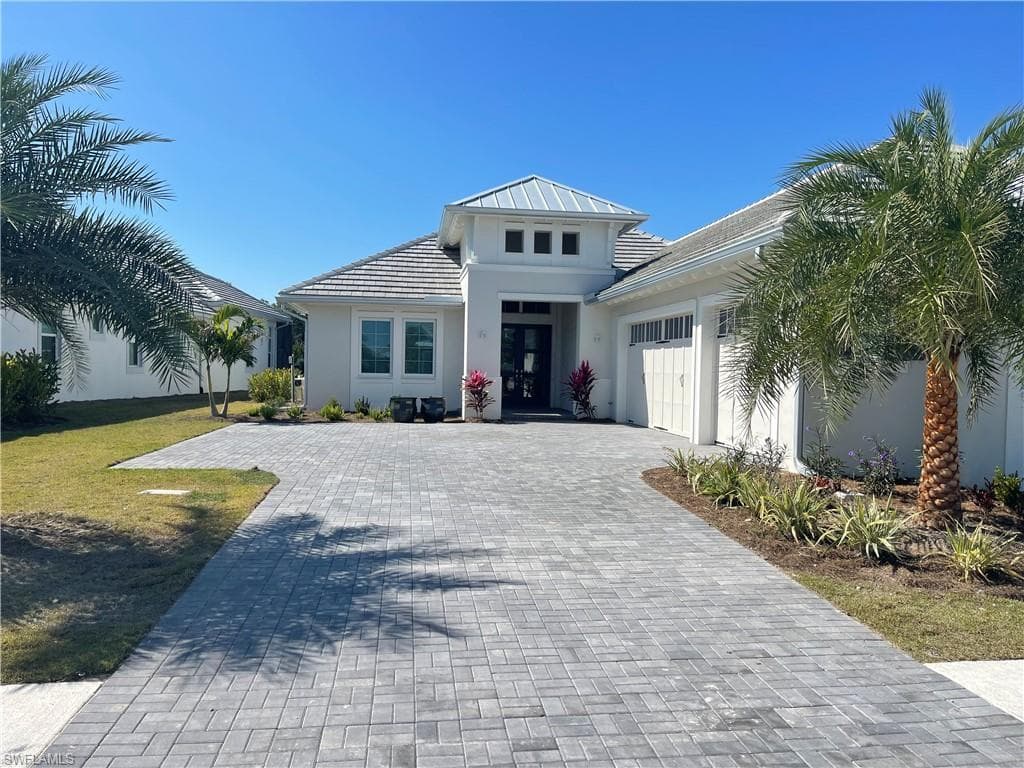 6155 Rodney Bay LN NAPLES, FL 34113