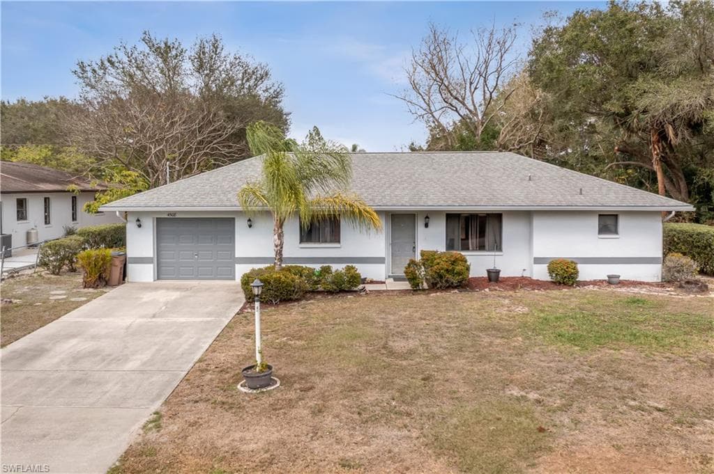 4508 3rd ST W LEHIGH ACRES, FL 33971