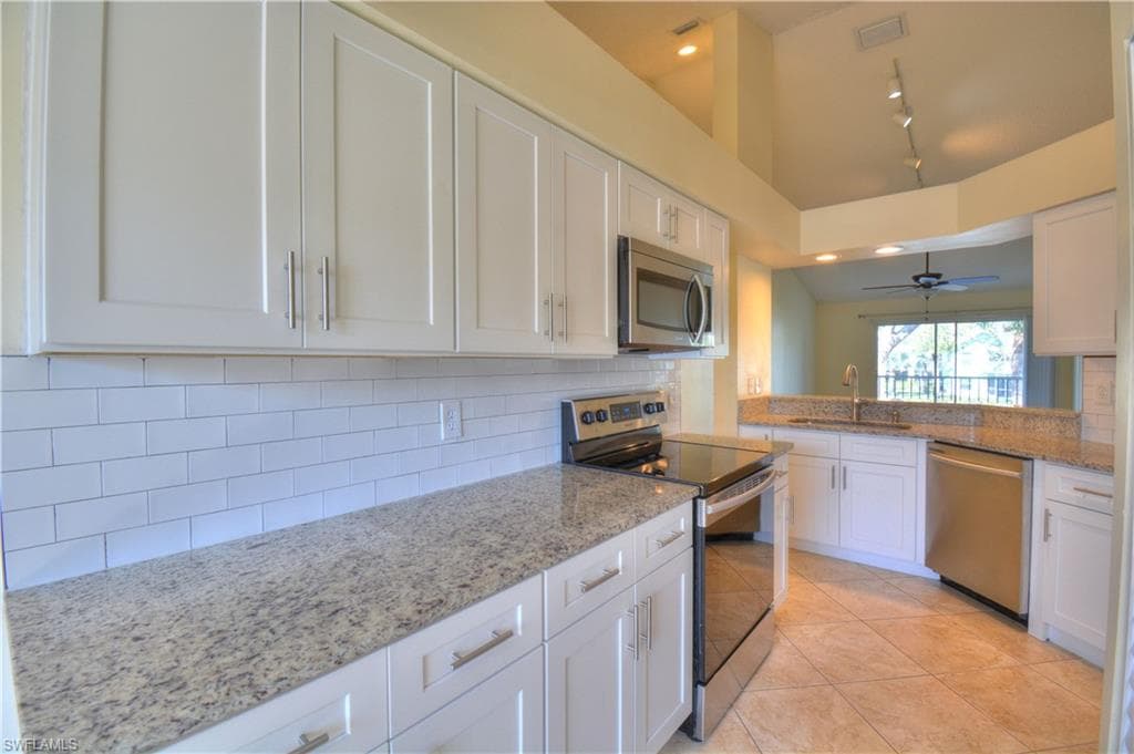 169 Grand Oaks WAY N-204 NAPLES, FL 34110