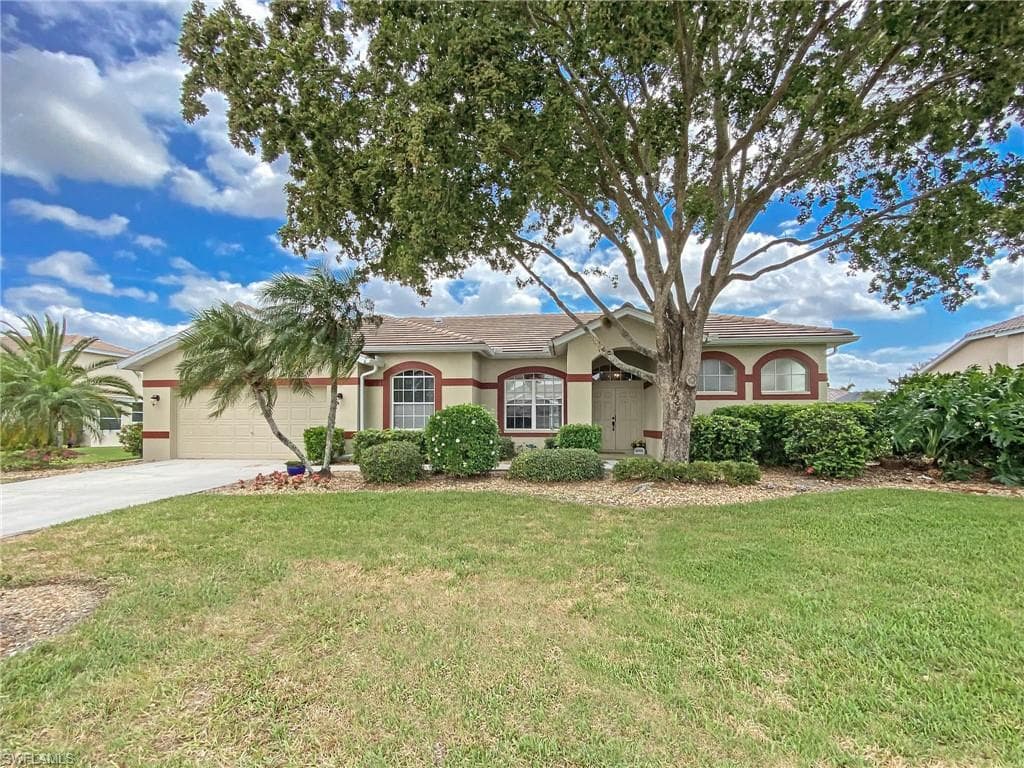 12751 Dresden CT FORT MYERS, FL 33912