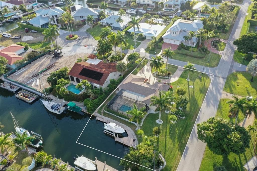 1645 Bonita CT NAPLES, FL 34102