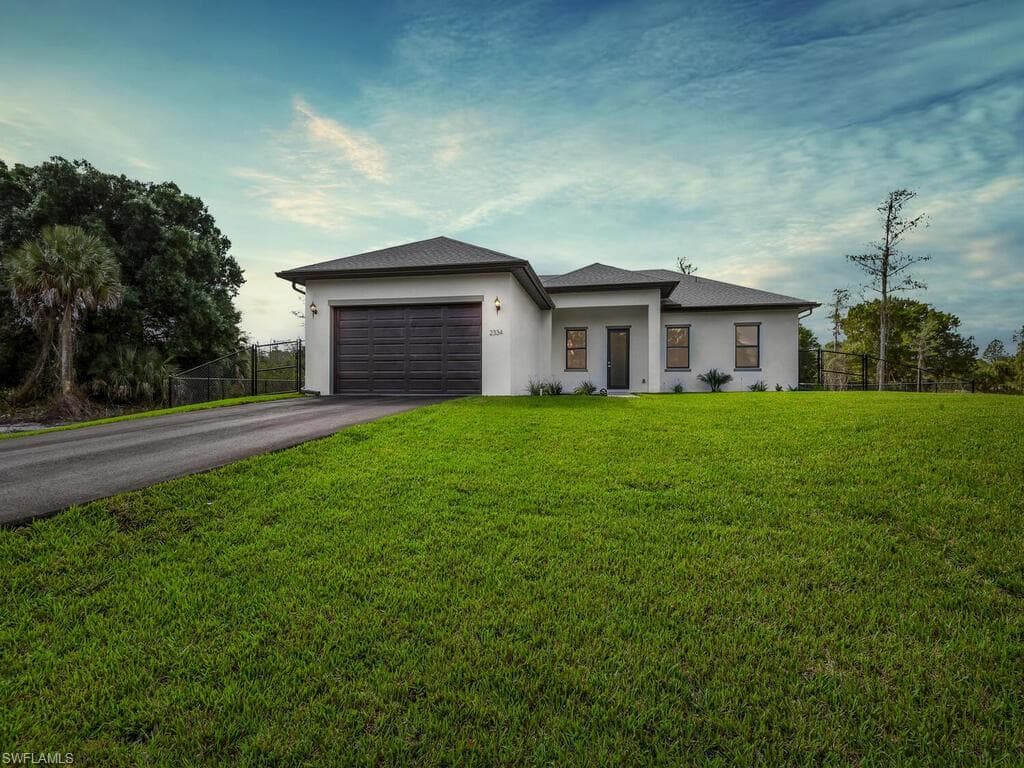 2334 2nd AVE NE NAPLES, FL 34120