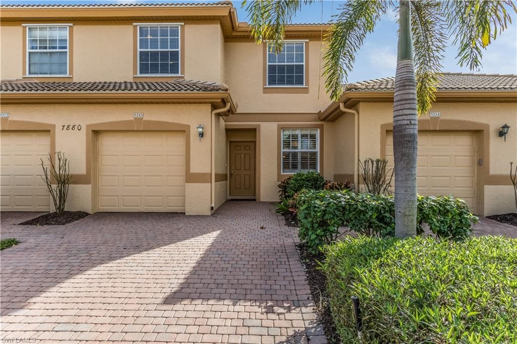 7880 Lake Sawgrass LOOP 5213 FORT MYERS, FL 33907