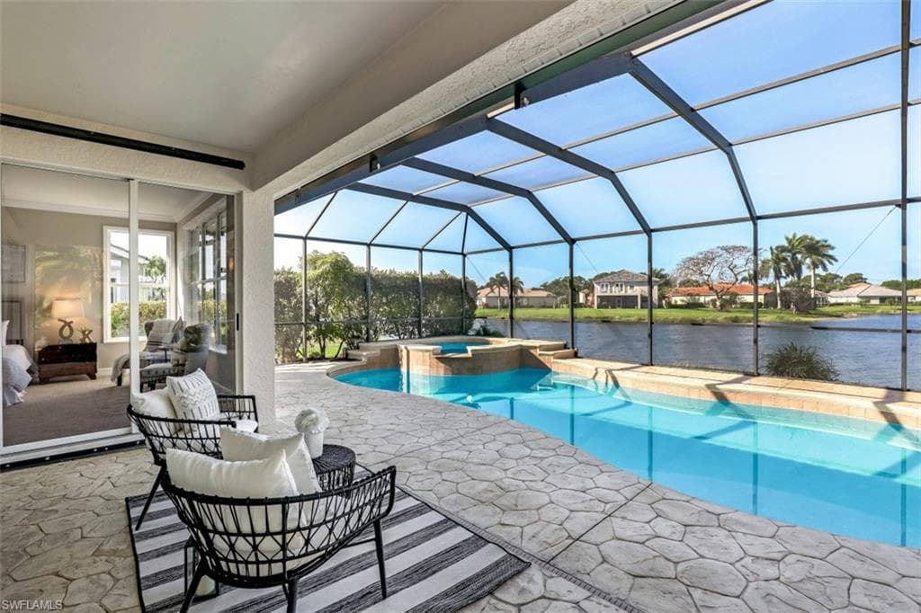11043 Lakeland CIR FORT MYERS, FL 33913