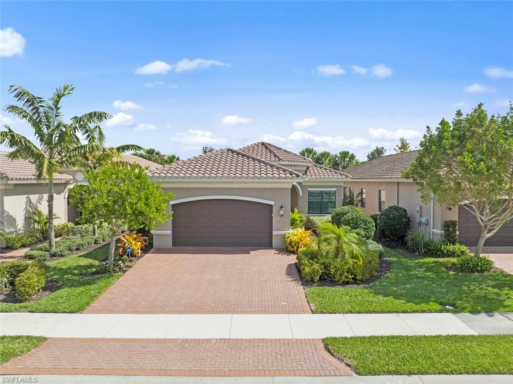 13664 Mandarin CIR NAPLES, FL 34109