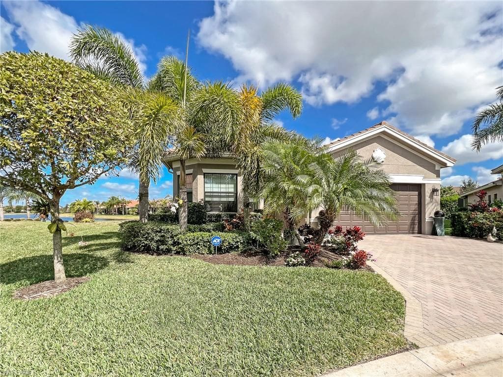 10144 Chesapeake Bay DR FORT MYERS, FL 33913