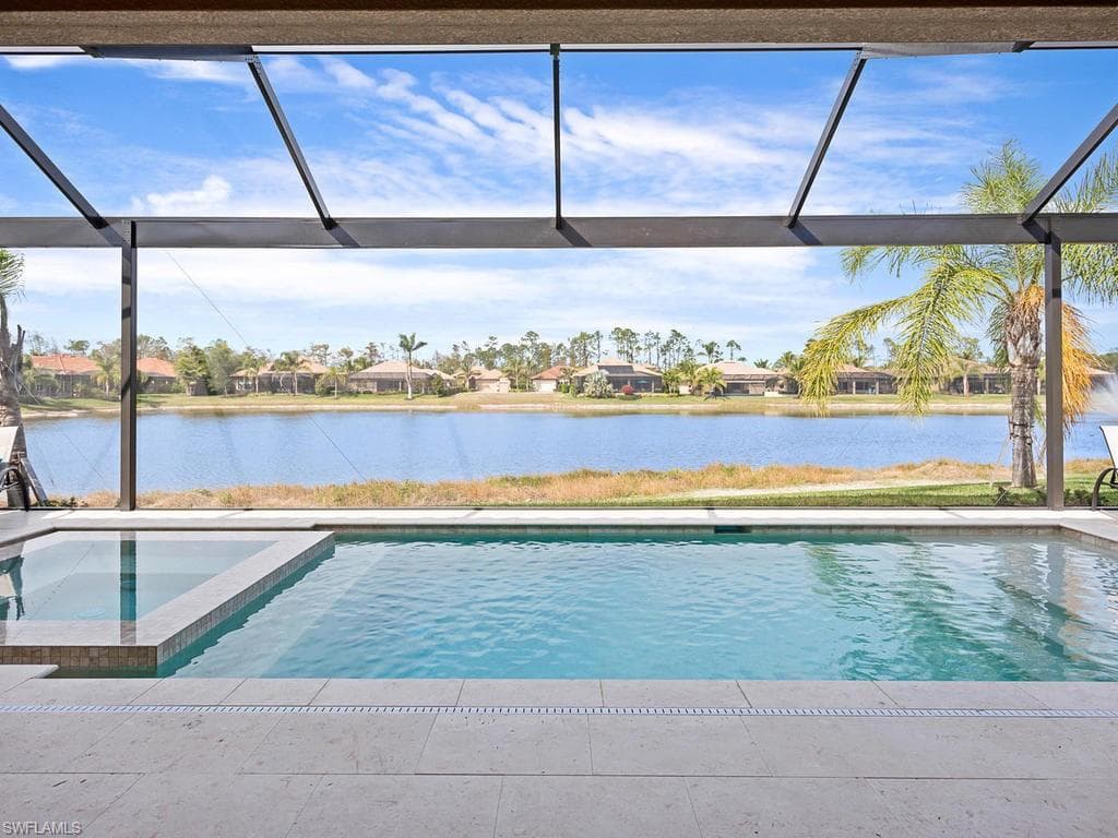 7346 Acorn WAY NAPLES, FL 34119