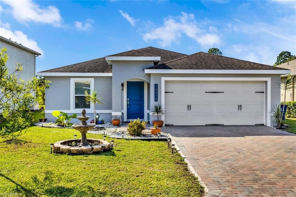 10372 Canal Brook LN LEHIGH ACRES, FL 33936
