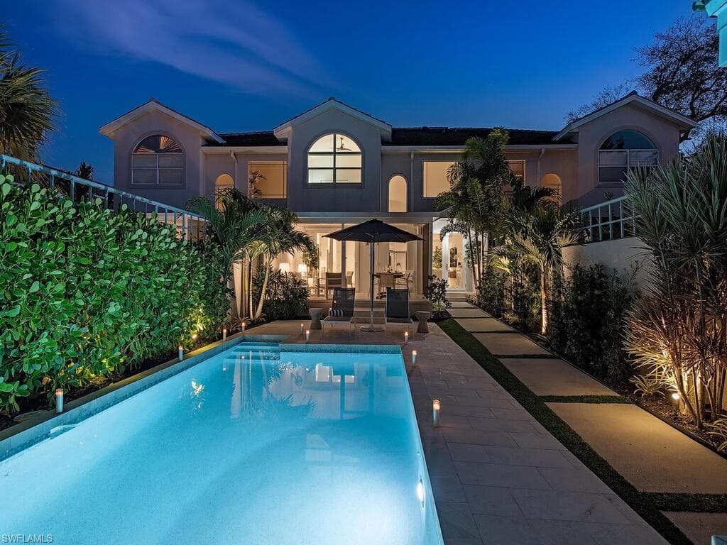 542 11th AVE S 2 NAPLES, FL 34102