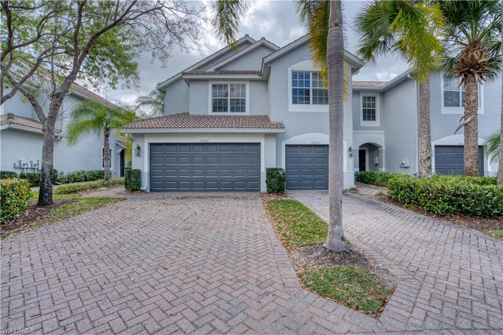 15526 Marcello CIR 200 NAPLES, FL 34110
