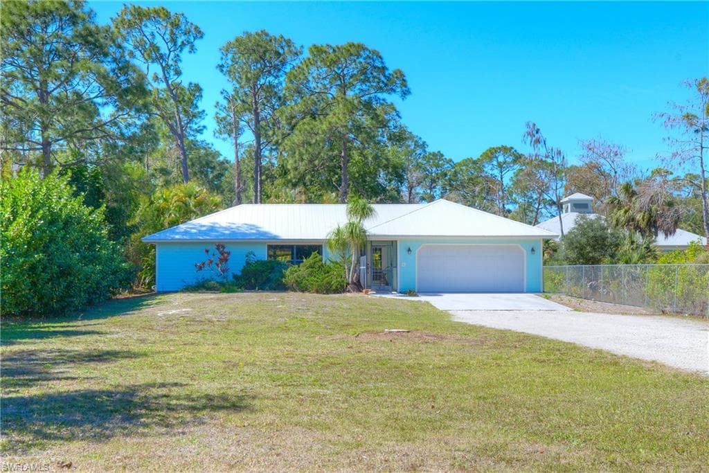 3221 68th ST SW NAPLES, FL 34105