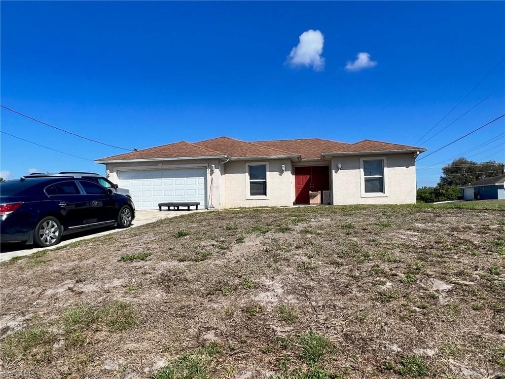 2700 46th ST SW LEHIGH ACRES, FL 33976