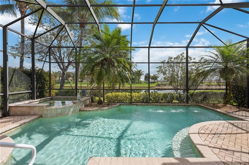 9008 Cherry Oaks TRL NAPLES, FL 34114